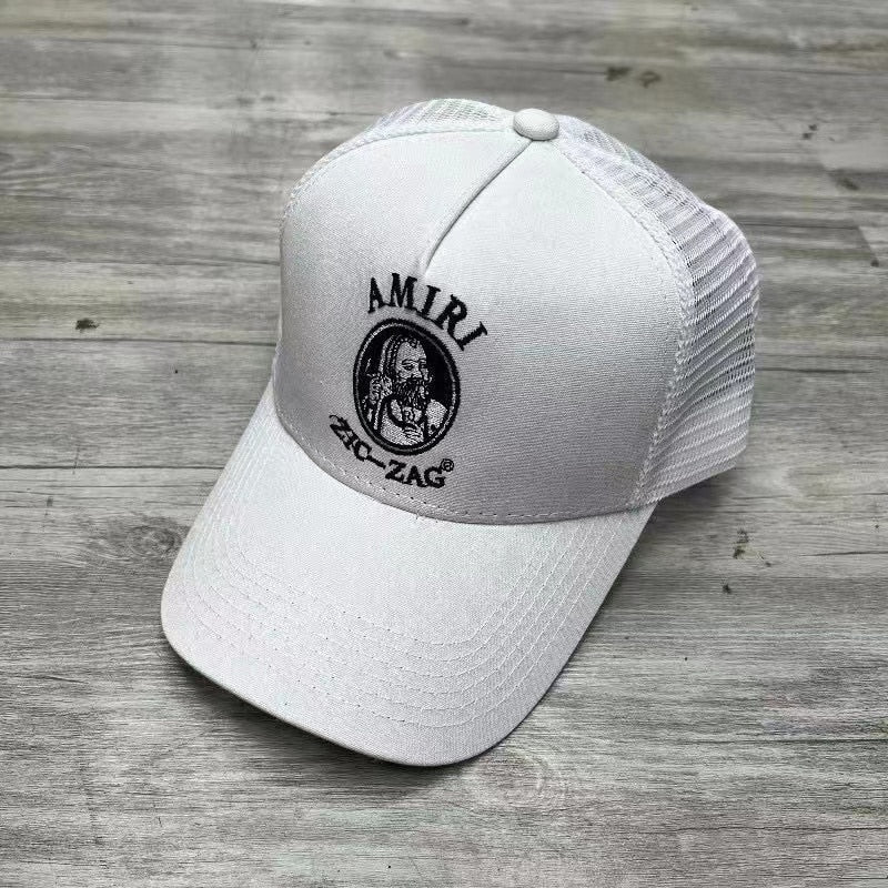 Casquette ajustable