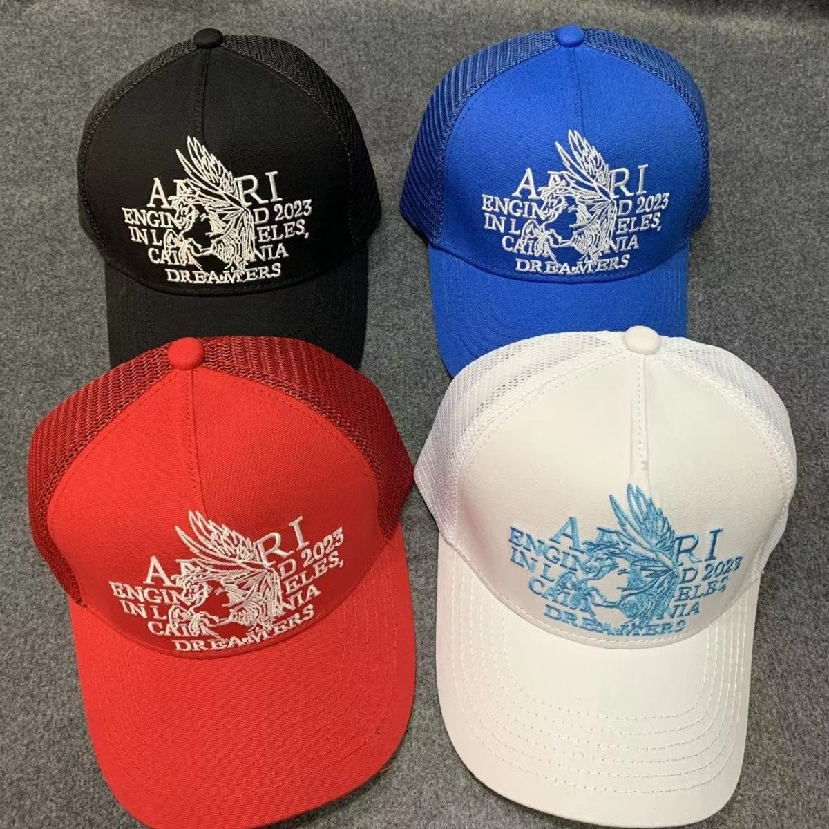 Casquette ajustable