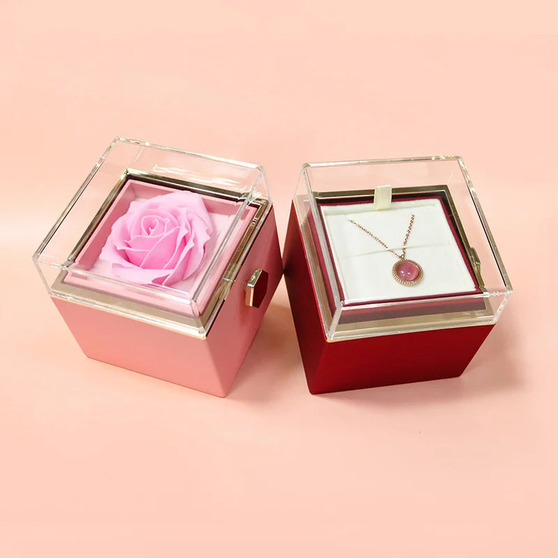 Rose box et collier plaqué or