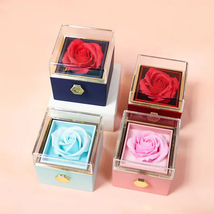 Rose box et collier plaqué or