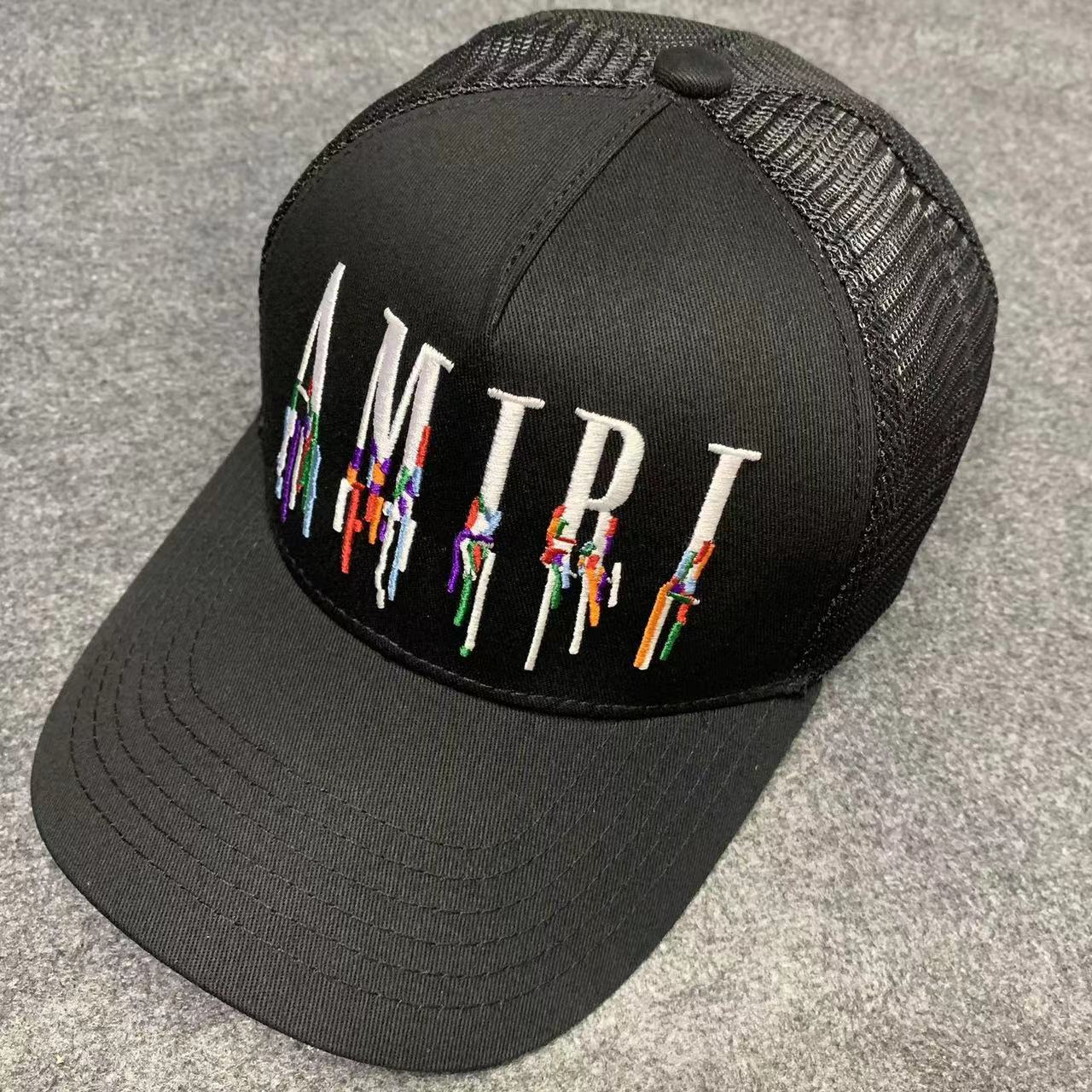 Casquette ajustable