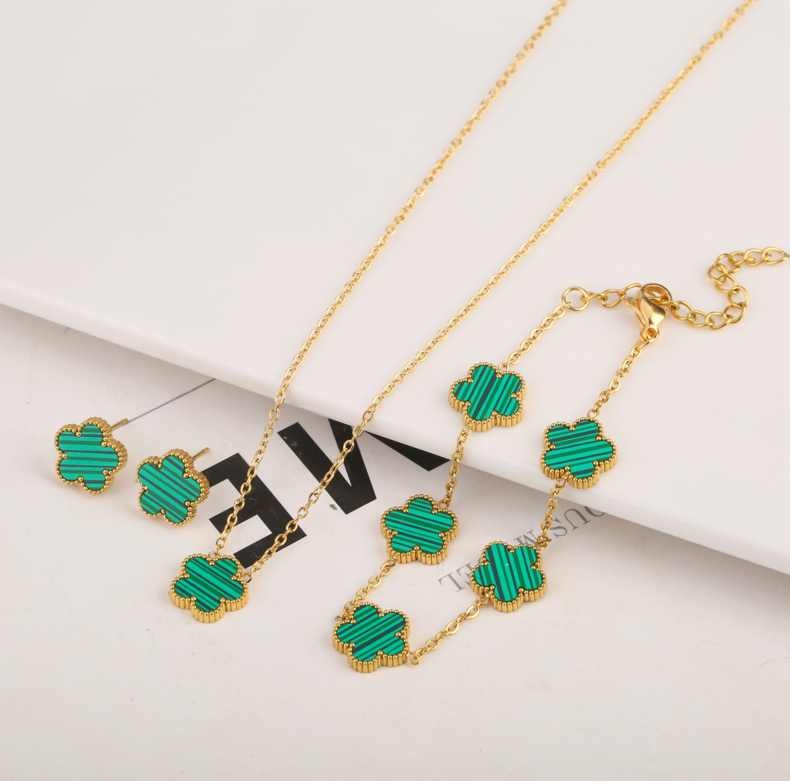 Bijoux couleur or inoxydable