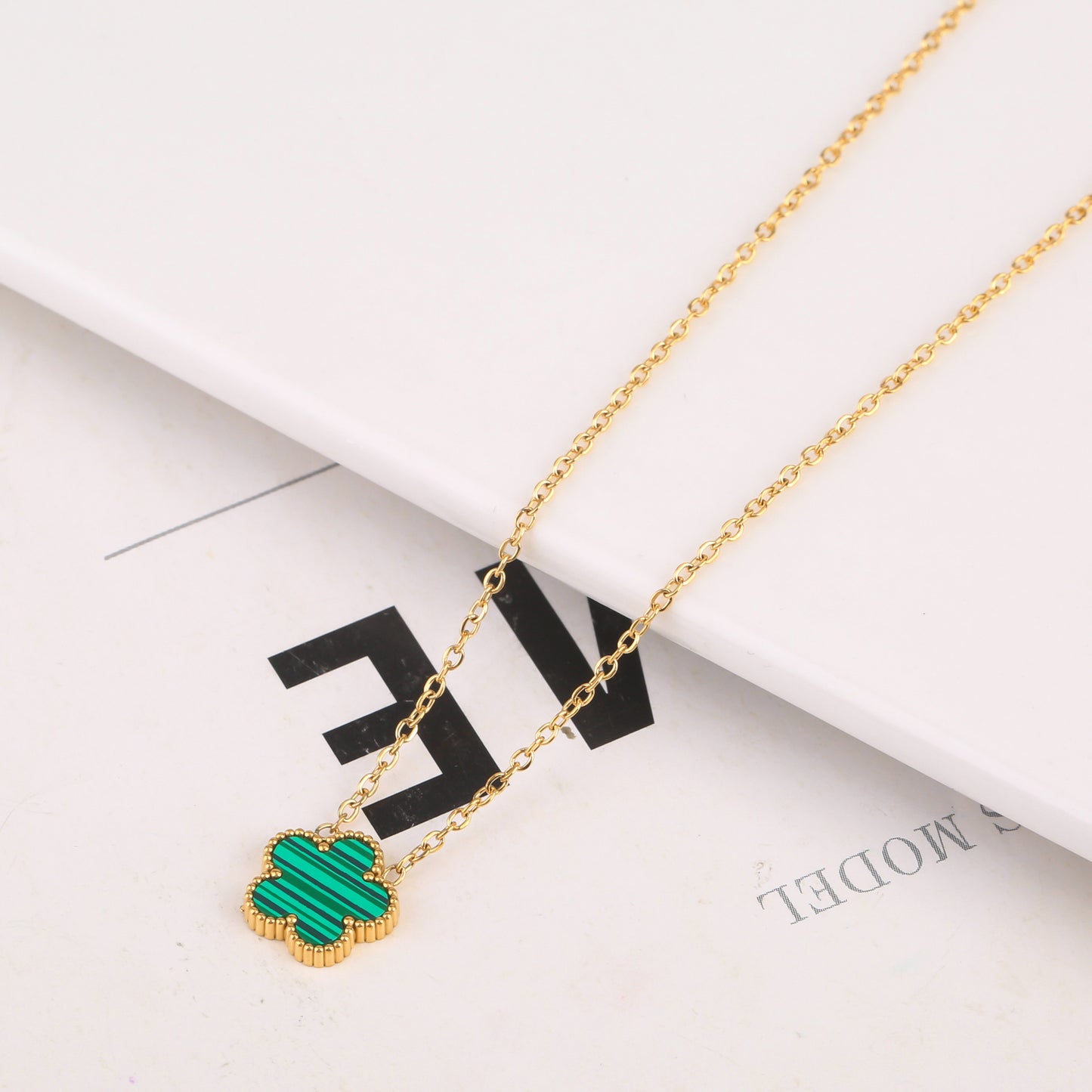 Bijoux couleur or inoxydable