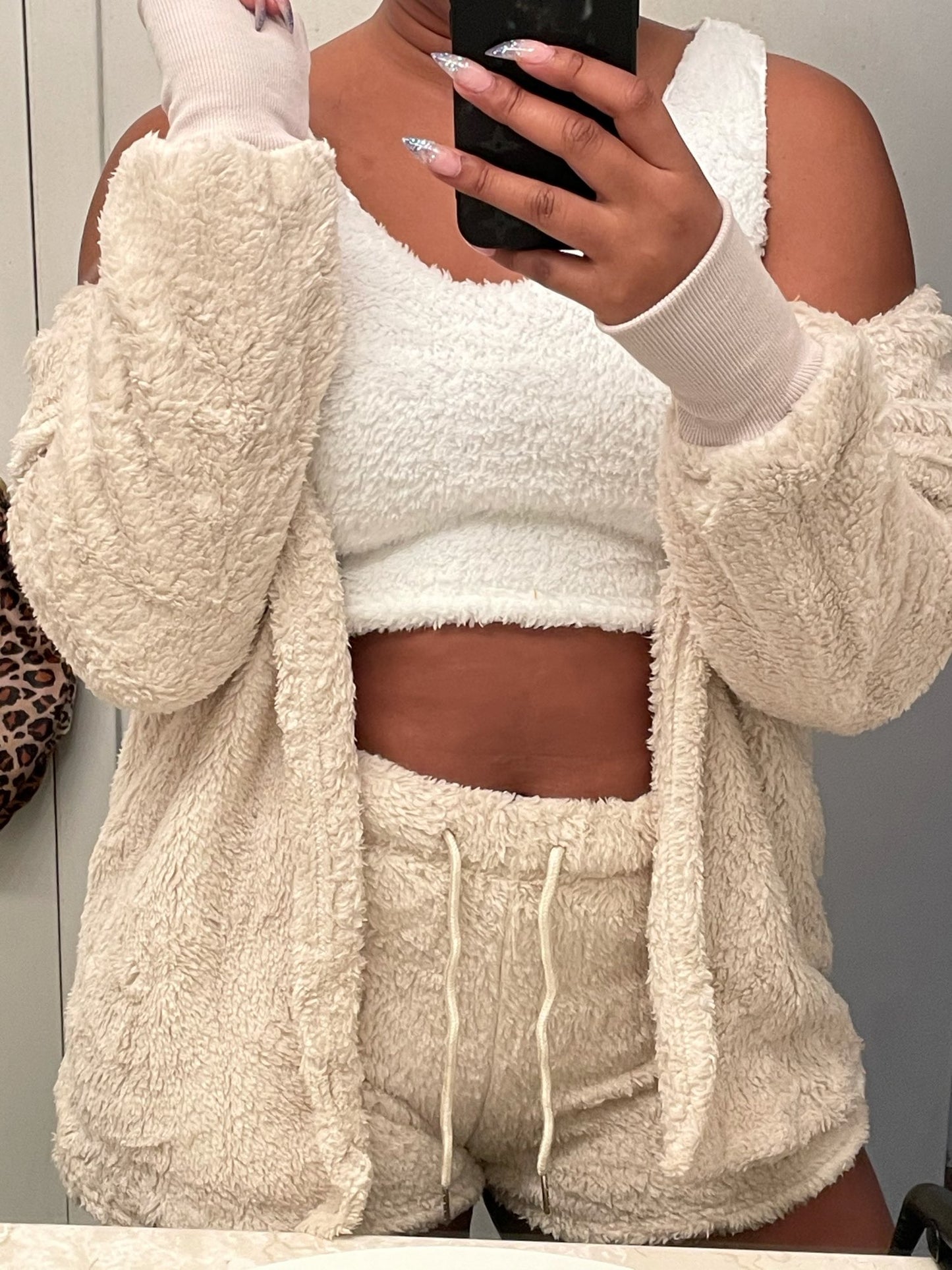 Ensemble pyjama velour + manteau offert